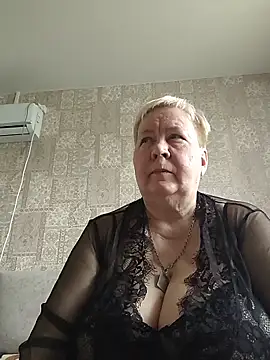 EffectFiona online show from 05/08/26, 11:48