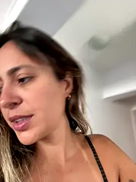 Gipoltergeist online show from 10/22/25, 03:01