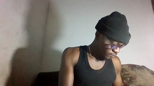 Snapshot of Gegeix chatting on 06/14/26, 12:07 Gegeix online show from 06/14/26, 12:07