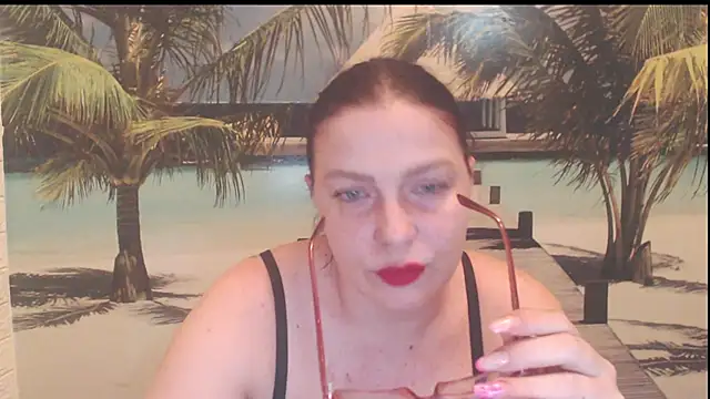 Snapshot of Queen__Natasha chatting on 03/06/26, 10:28 Queen Natasha online show from 03/06/26, 10:28