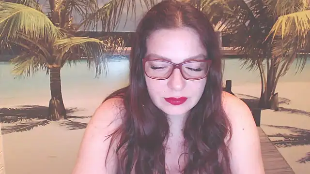 Snapshot of Queen__Natasha chatting on 04/23/26, 09:06 Queen Natasha online show from 04/23/26, 09:06