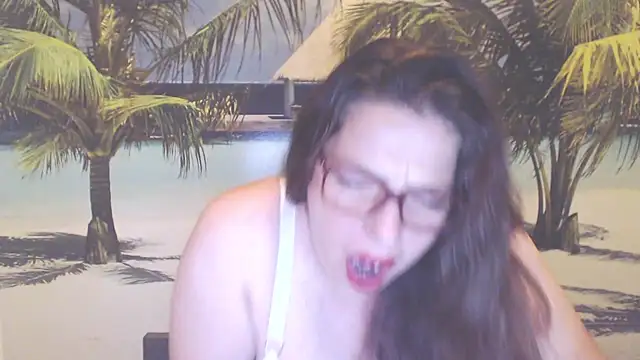 Snapshot of Queen__Natasha chatting on 08/06/26, 08:11 Queen Natasha online show from 08/06/26, 08:11