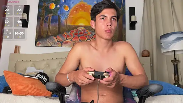 Snapshot of Adams_ricci chatting on 03/06/26, 12:40 Adams ricci online show from 03/06/26, 12:40