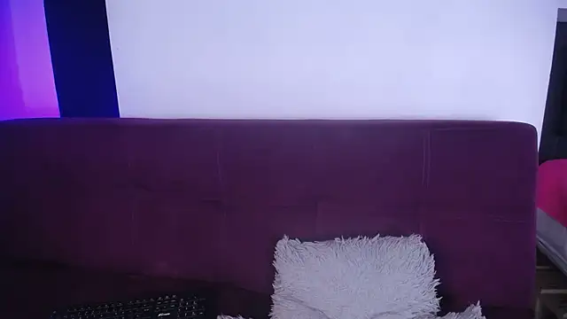 Miss Loise online show from 01/07/25, 04:16