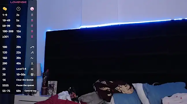 andrewmhilton  online show from 03/20/25, 11:34