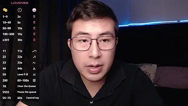 andrewmhilton  online show from 11/07/25, 05:29