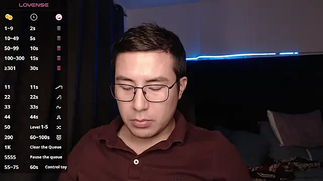 andrewmhilton  online show from 11/25/25, 05:29