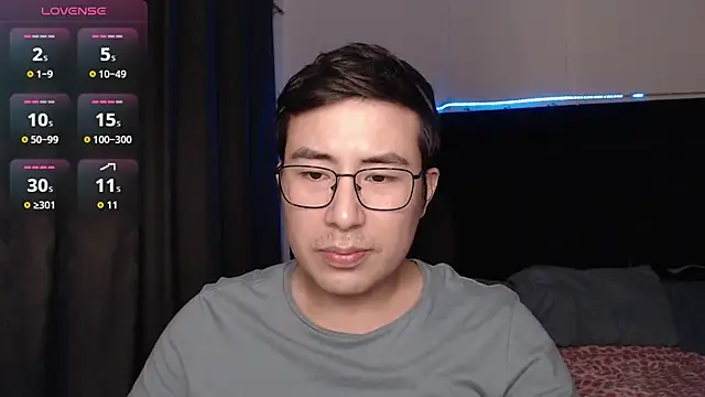 andrewmhilton  online show from 01/19/26, 06:39