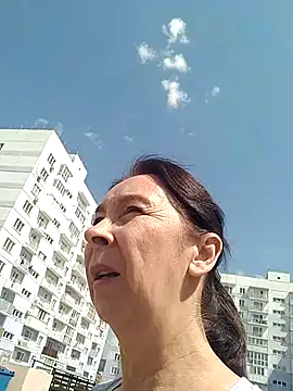 Snapshot of Celine_Faer1 chatting on 06/03/26, 05:43 Celine Faer1 online show from 06/03/26, 05:43