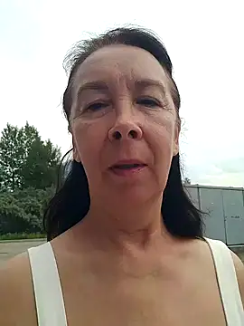 Snapshot of Celine_Faer1 chatting on 06/08/26, 11:10 Celine Faer1 online show from 06/08/26, 11:10
