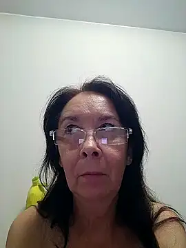 Snapshot of Celine_Faer1 chatting on 08/03/26, 01:04 Celine Faer1 online show from 08/03/26, 01:04