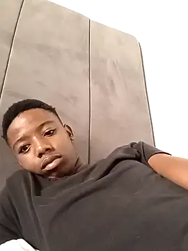 Snapshot of BLACK_BOTTOM03 chatting on 12/01/25, 04:50 BLACK BOTTOM03 online show from 12/01/25, 04:50