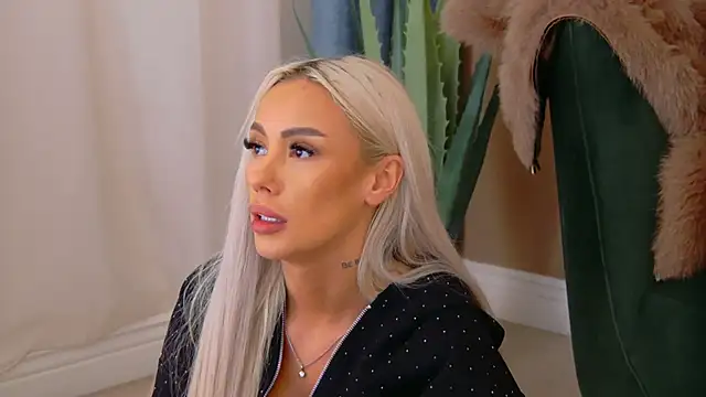 Bailey Rush online show from 11/19/25, 05:57