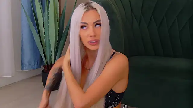 Bailey Rush online show from 11/27/25, 05:26