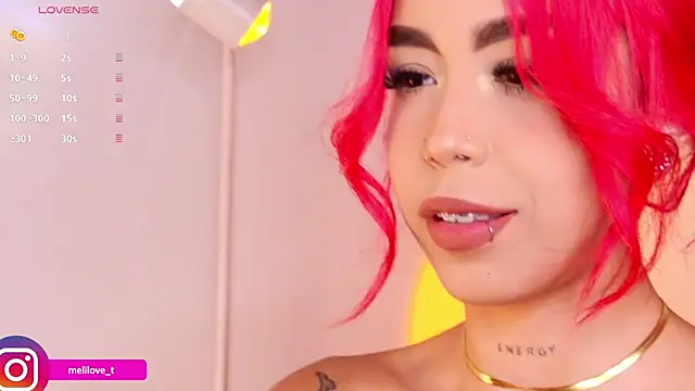 Snapshot of Mely-taylor chatting on 02/07/25, 12:09 Mely-taylor online show from 02/07/25, 12:09