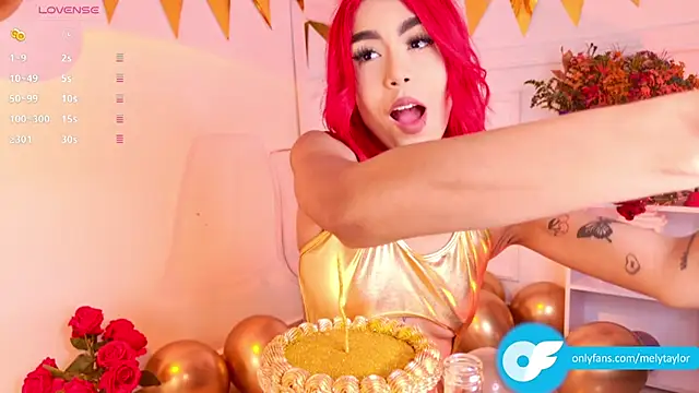 Snapshot of Mely-taylor chatting on 02/16/25, 01:58 Mely-taylor online show from 02/16/25, 01:58