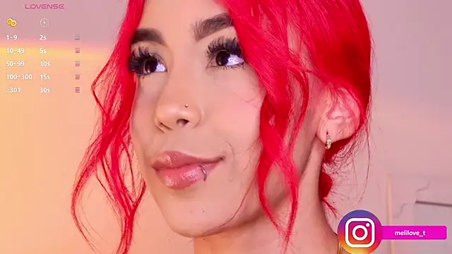 Snapshot of Mely-taylor chatting on 03/04/25, 10:38 Mely-taylor online show from 03/04/25, 10:38