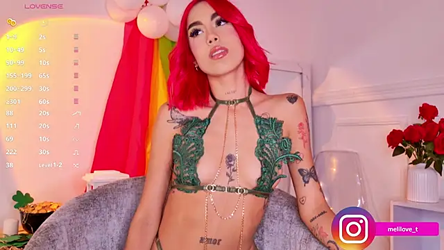 Snapshot of Mely-taylor chatting on 03/17/25, 02:19 Mely-taylor online show from 03/17/25, 02:19