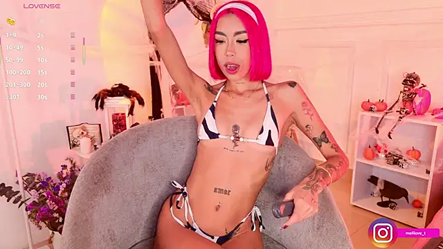 Snapshot of Mely-taylor chatting on 10/12/25, 11:04 Mely-taylor online show from 10/12/25, 11:04