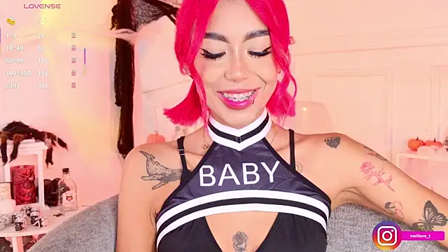 Snapshot of Mely-taylor chatting on 11/01/25, 09:06 Mely-taylor online show from 11/01/25, 09:06