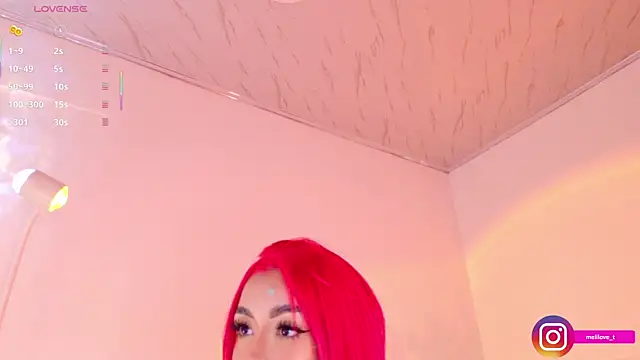 Snapshot of Mely-taylor chatting on 11/13/25, 10:08 Mely-taylor online show from 11/13/25, 10:08