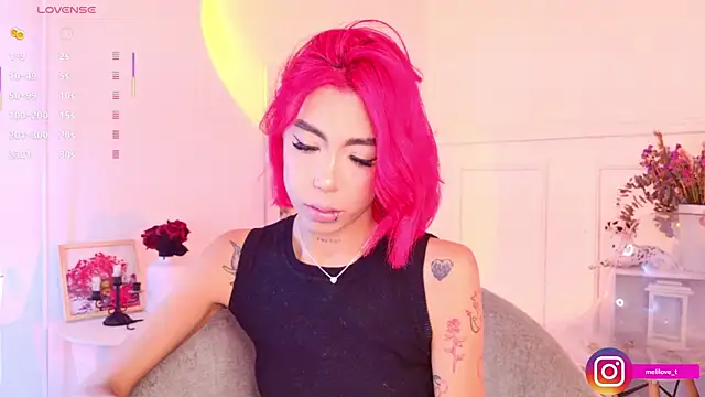 Snapshot of Mely-taylor chatting on 11/29/25, 06:44 Mely-taylor online show from 11/29/25, 06:44