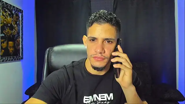 jhonnysnow17 online show from 11/08/25, 11:03