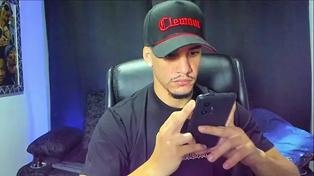 jhonnysnow17 online show from 11/30/25, 01:09