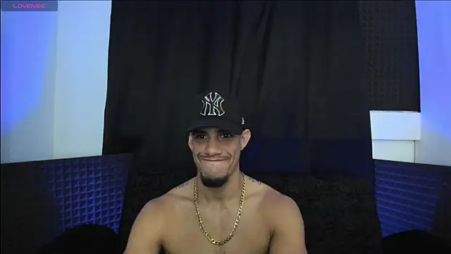 jhonnysnow17 online show from 06/11/26, 12:32