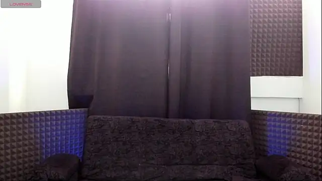 jhonnysnow17 online show from 06/14/26, 05:48