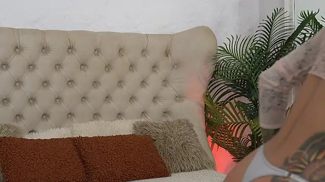 TiffanyMaze online show from 06/27/26, 12:22