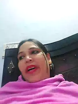 Snapshot of Poojabhabi101 chatting on 12/06/24, 05:00 Poojabhabi101 online show from 12/06/24, 05:00