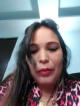 Snapshot of Poojabhabi101 chatting on 12/25/24, 06:41 Poojabhabi101 online show from 12/25/24, 06:41