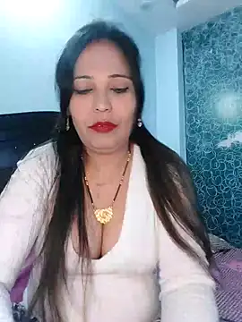 Snapshot of Poojabhabi101 chatting on 02/11/25, 05:16 Poojabhabi101 online show from 02/11/25, 05:16
