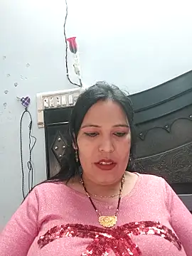 Snapshot of Poojabhabi101 chatting on 03/02/25, 06:16 Poojabhabi101 online show from 03/02/25, 06:16