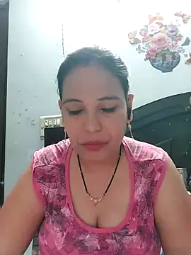 Poojabhabi101 online show from 04/30/26, 05:14