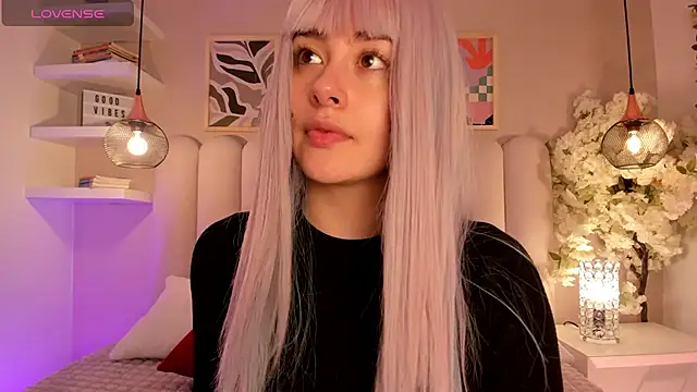 cute  cherry  online show from 09/29/25, 08:13