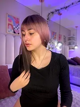 cute  cherry  online show from 11/04/25, 08:52