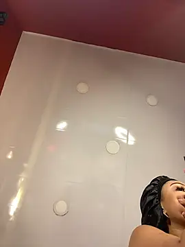 Aluna sweet online show from 10/16/25, 07:04