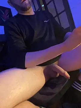 Snapshot of UntightedPuppy chatting on 03/01/26, 03:52 UntightedPuppy online show from 03/01/26, 03:52