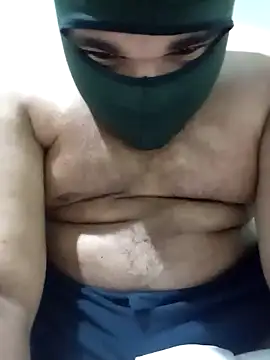 Snapshot of Kidding_Road chatting on 02/04/25, 03:33 Kidding Road online show from 02/04/25, 03:33