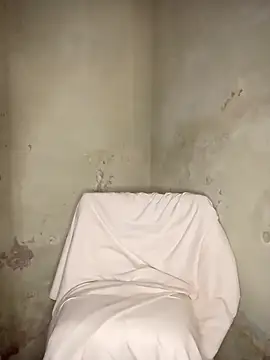 Snapshot of Kidding_Road chatting on 10/13/25, 02:55 Kidding Road online show from 10/13/25, 02:55