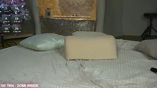 Snapshot of LanaLee chatting on 01/16/25, 12:45 LanaLee online show from 01/16/25, 12:45