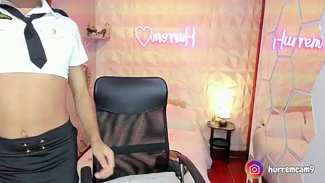 hurrencam online show from 10/09/25, 01:20