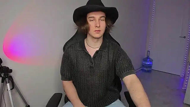 Vincent Strong online show from 01/05/25, 12:10