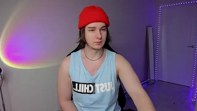 Vincent Strong online show from 03/09/25, 01:14