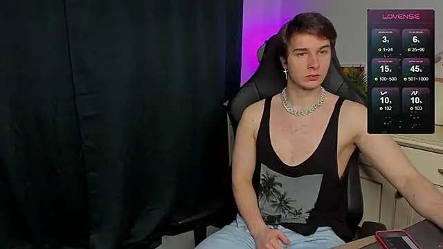 Vincent Strong online show from 10/18/25, 07:53