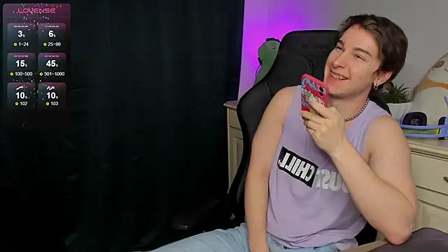 Vincent Strong online show from 11/10/25, 08:13