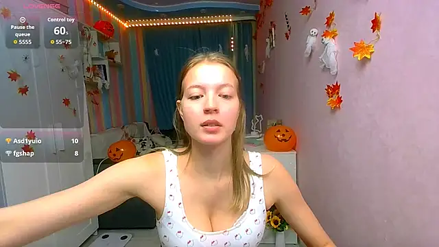 Snapshot of __Aphrodita__wow__ chatting on 11/02/25, 01:24 Aphrodita wow online show from 11/02/25, 01:24