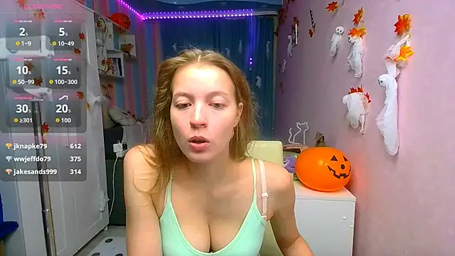 Snapshot of __Aphrodita__wow__ chatting on 11/09/25, 11:30 Aphrodita wow online show from 11/09/25, 11:30